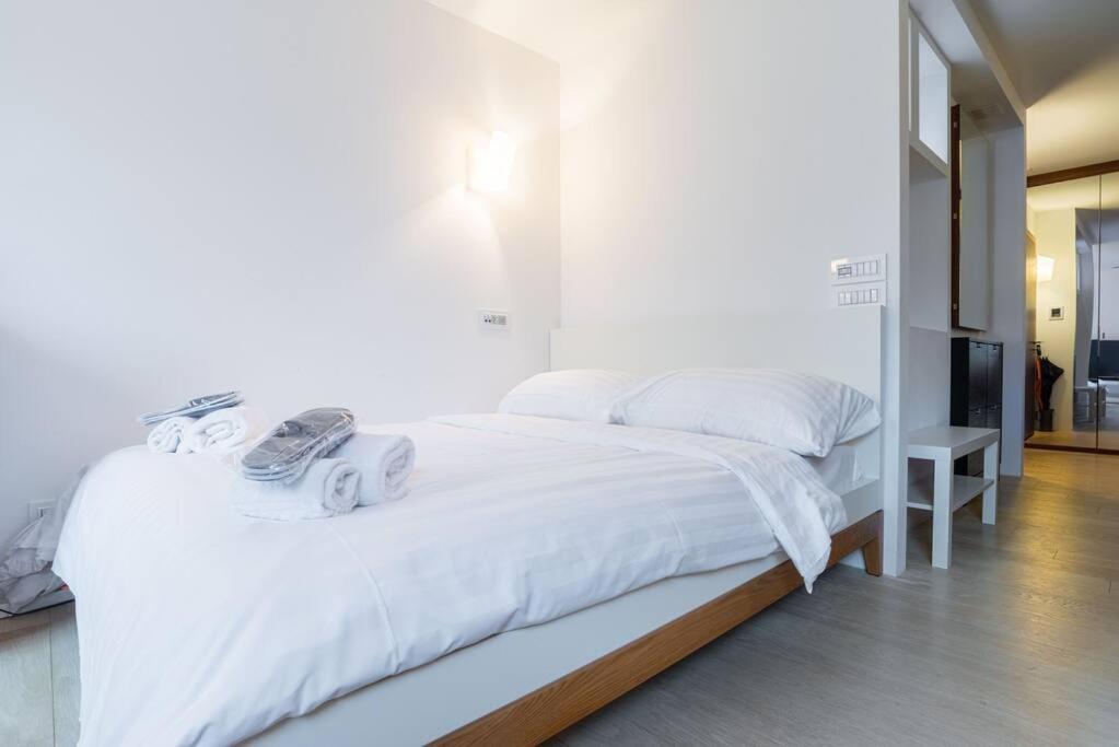 Eglise Catholique - Cosy And Bright In Apartment *