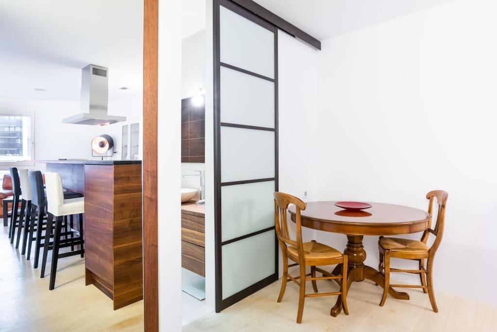 Apartment Eglise Catholique - Cosy And Bright In *